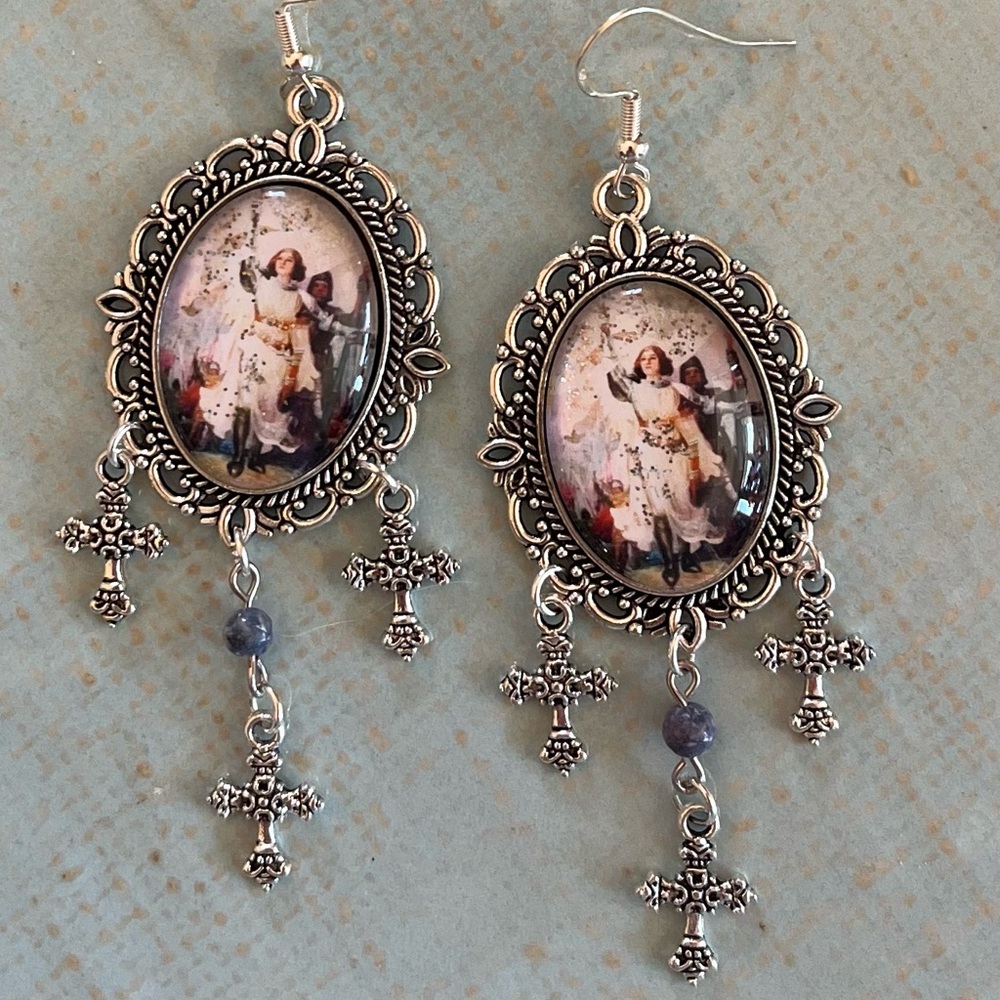 Joan of Arc Vintage Style Earrings Art Cameo Earrings - Picture 8 of 17